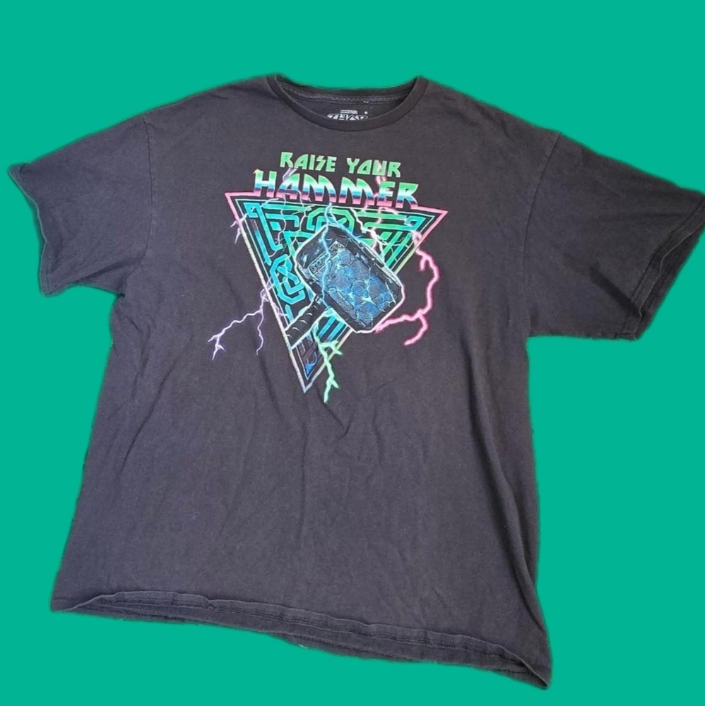 Marvel Thor love & thunder tee XL